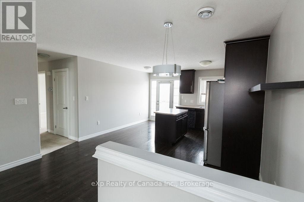 72 - 3320 Meadowgate Boulevard, London South (South U), ON - Indoor
