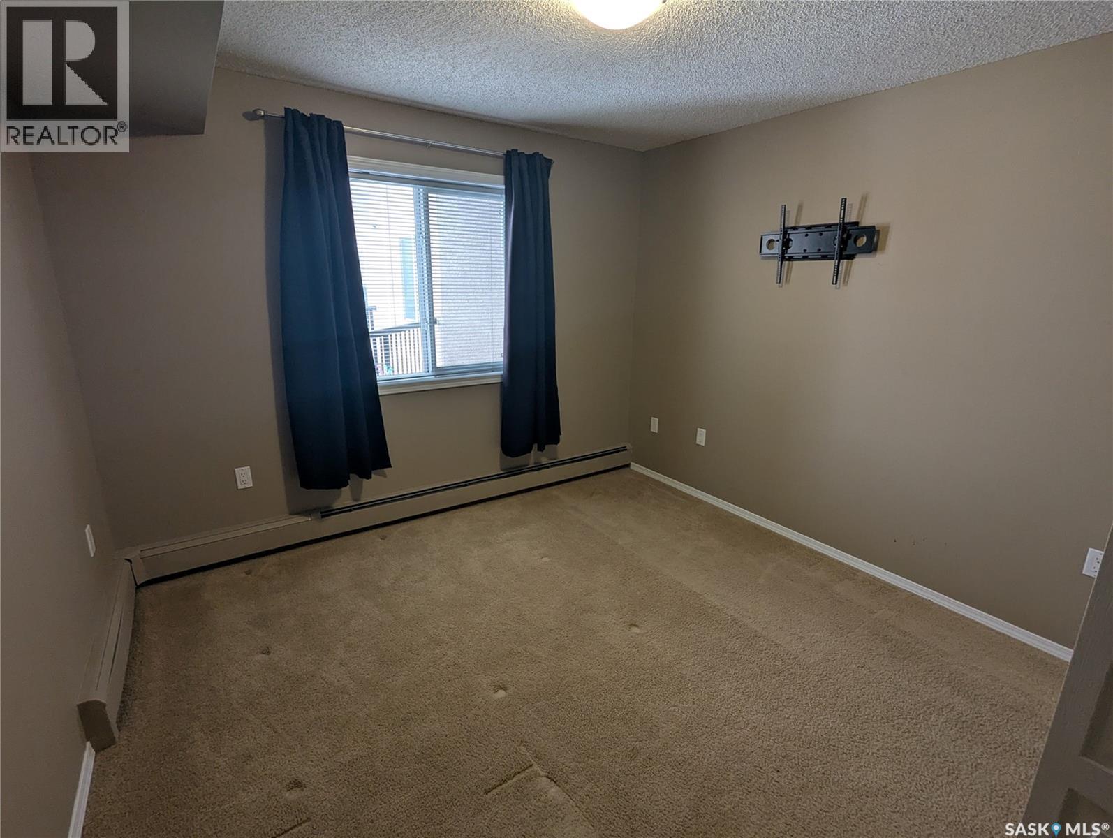 323 150 Pawlychenko Lane, Saskatoon, SK - Indoor Photo Showing Other Room