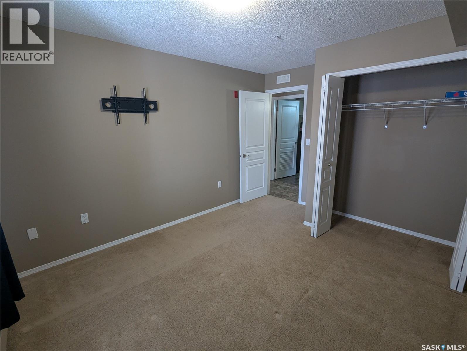 323 150 Pawlychenko Lane, Saskatoon, SK - Indoor Photo Showing Other Room