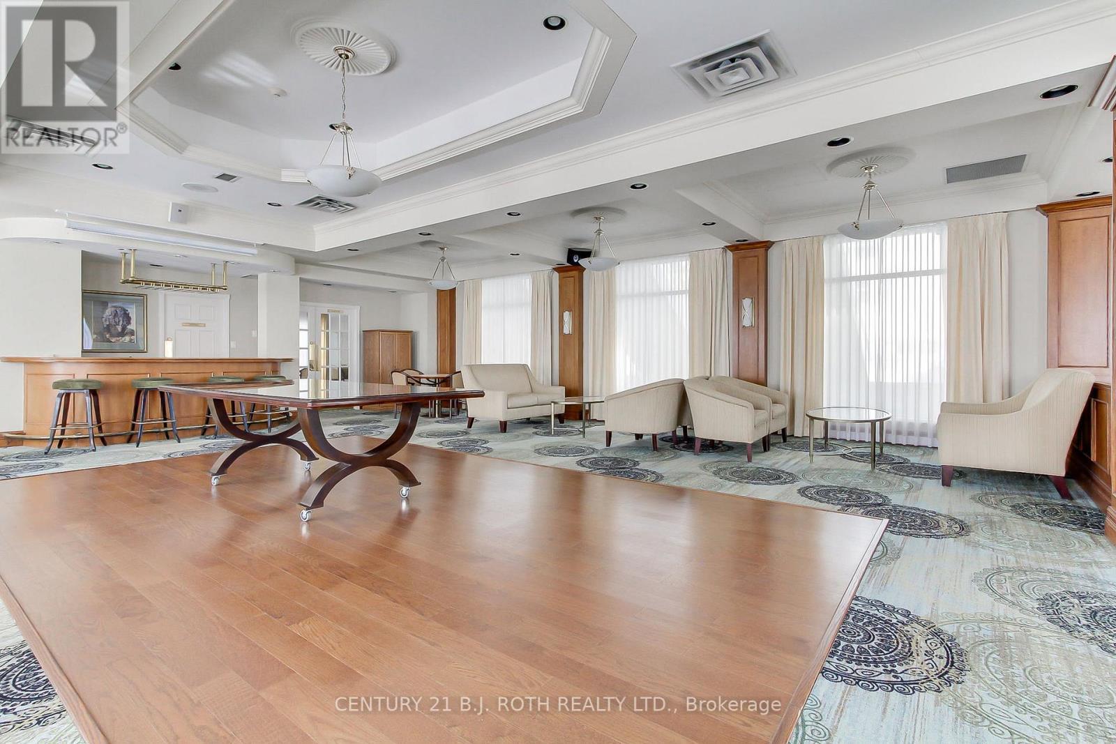 Lp915 - 18 Concorde Place, Toronto, ON - Indoor