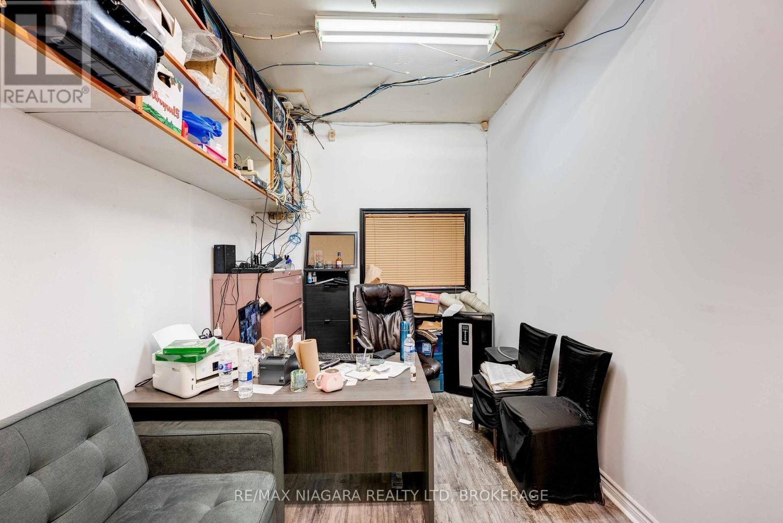 Back office - 231 St. Paul Street W, St. Catharines (Western Hill), ON