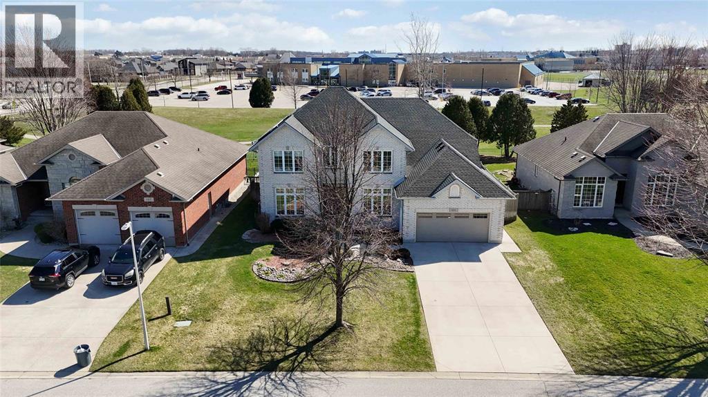 111 Bridlepath Trail, Sarnia, ON - Outdoor With Facade