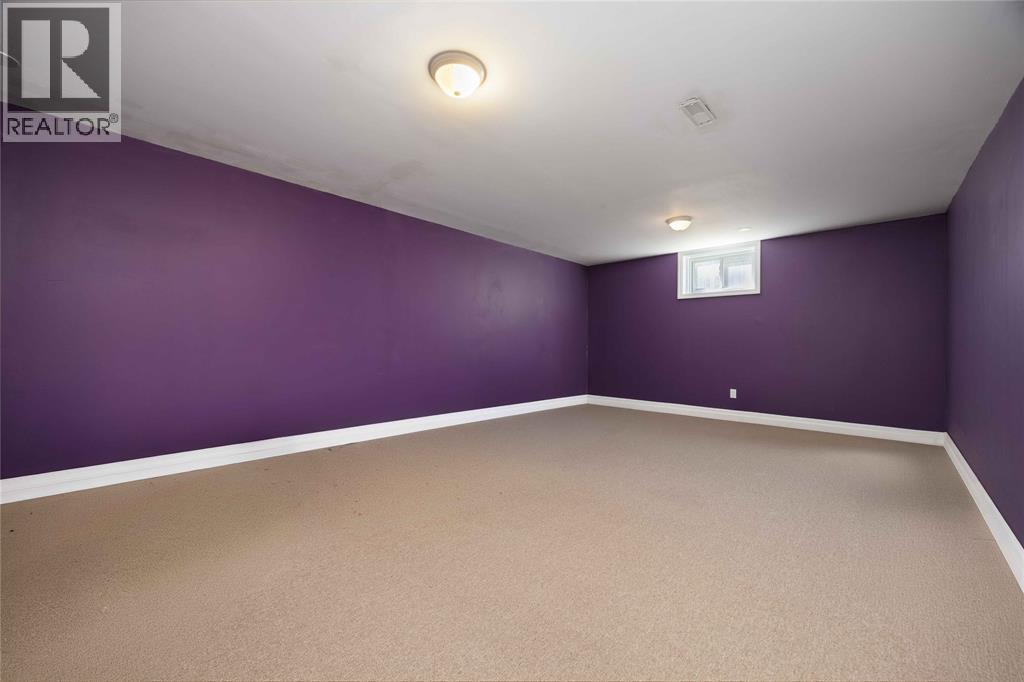 111 Bridlepath Trail, Sarnia, ON - Indoor Photo Showing Other Room