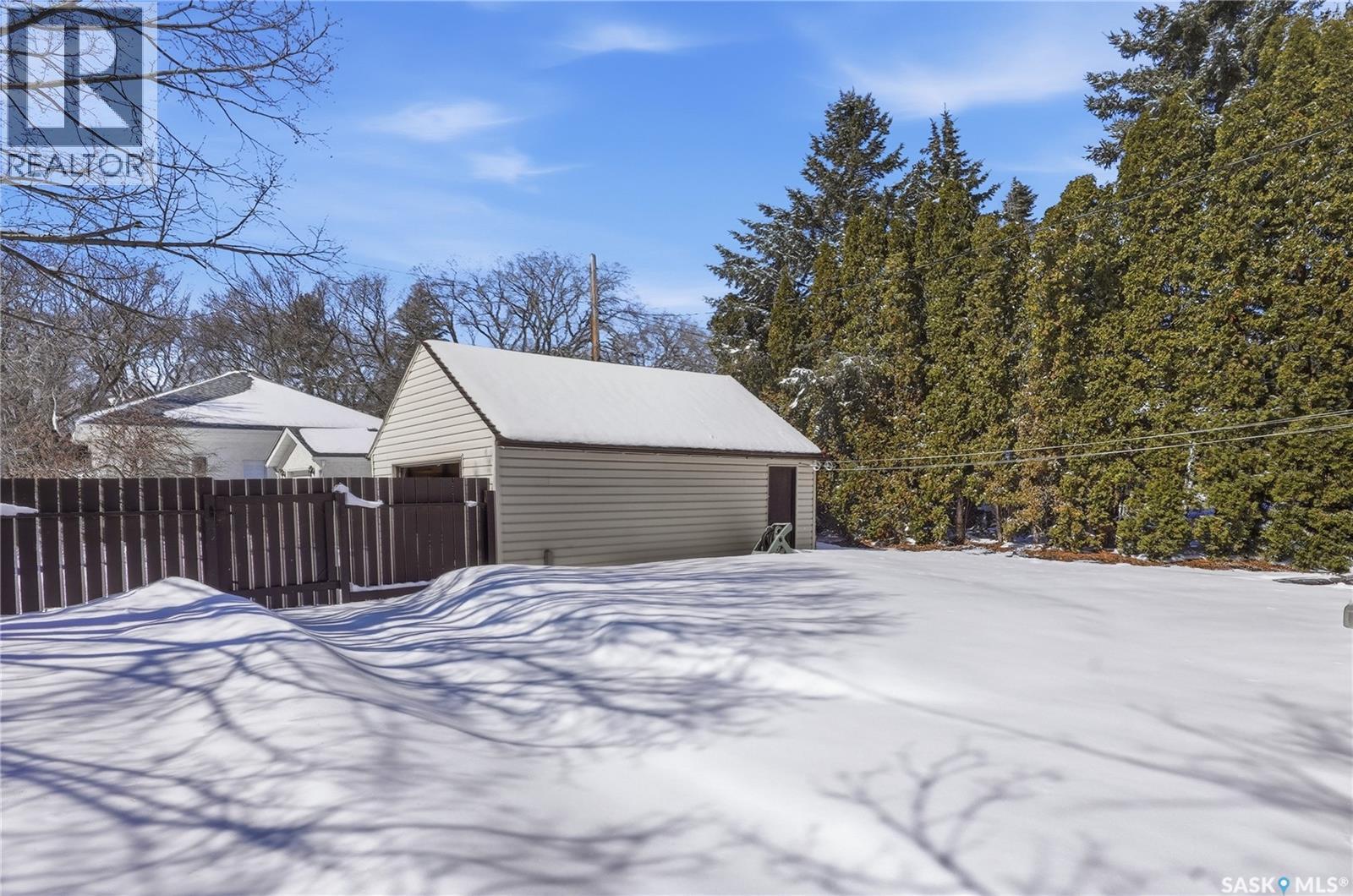 320 Mckinnon Avenue S, Saskatoon, SK