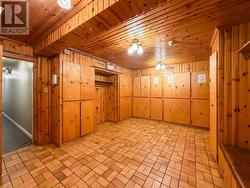 Side entrance mudroom -