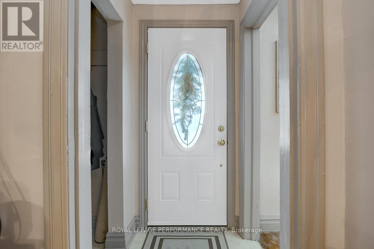 103 Glynn Avenue, Ottawa, ON - Indoor Photo Showing Other Room