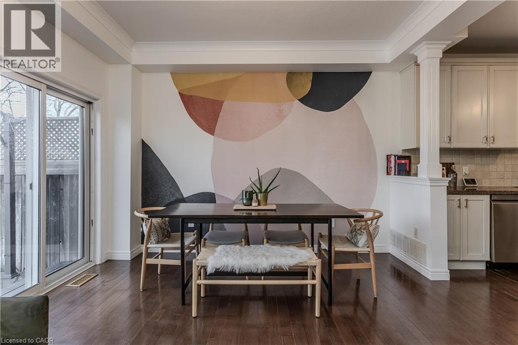 2121 Prospect Street, Burlington, ON - Indoor