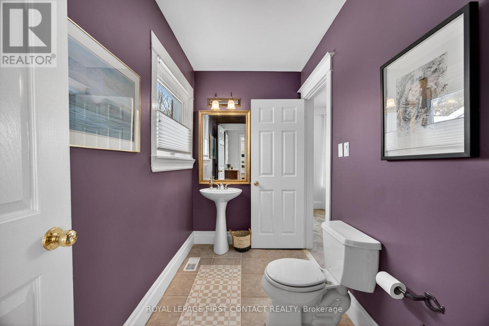 162 Kempenfelt Drive, Barrie, ON - Indoor Photo Showing Other Room