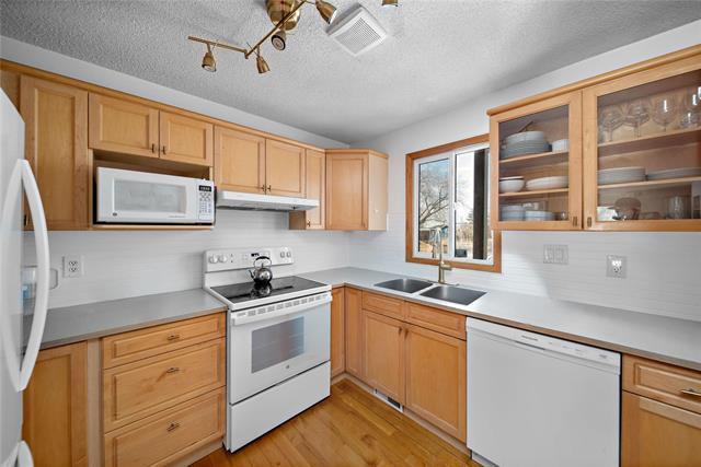 130 Lake Village Rd, Winnipeg, MB