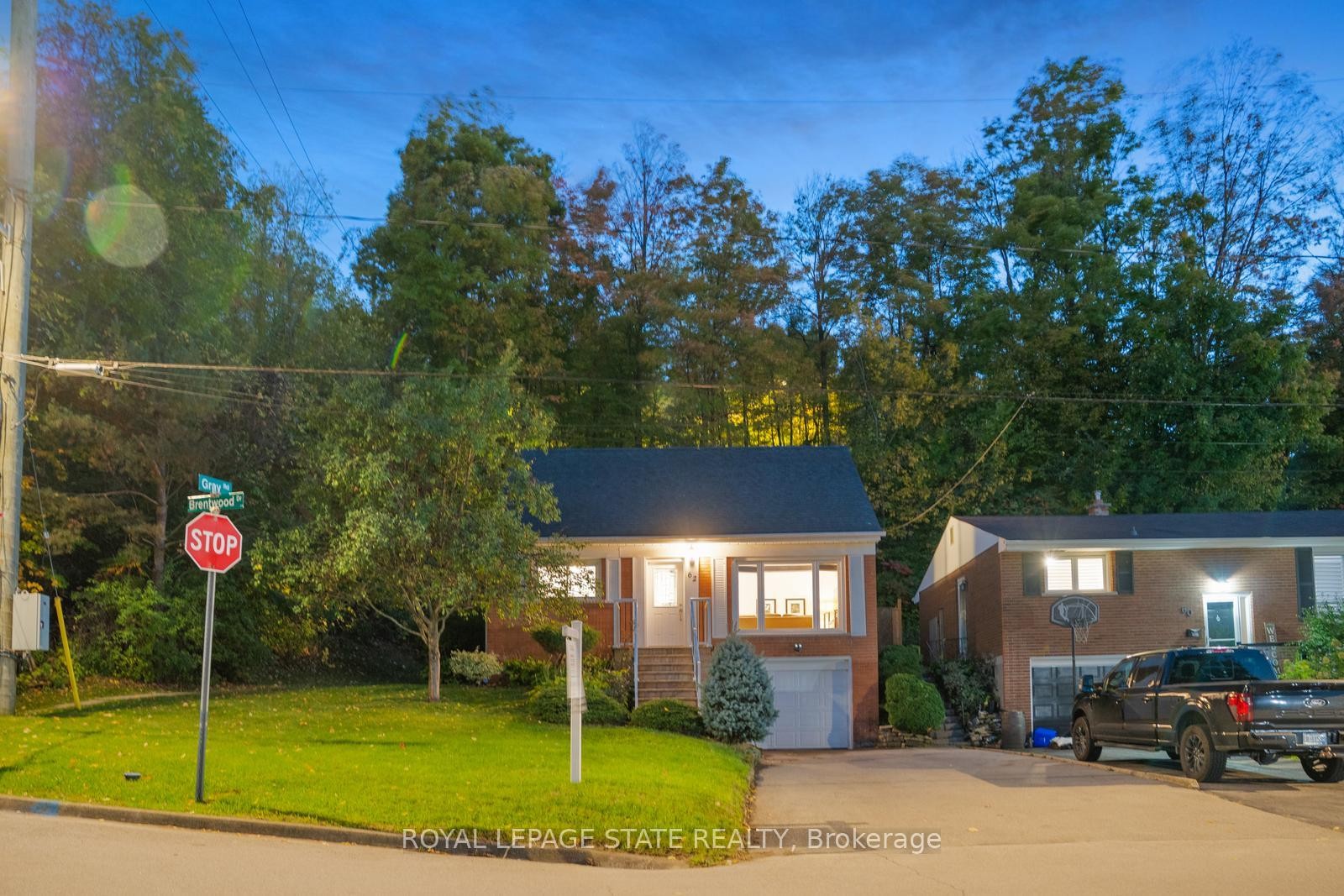 62 Brentwood Drive, Hamilton, ON - Outdoor