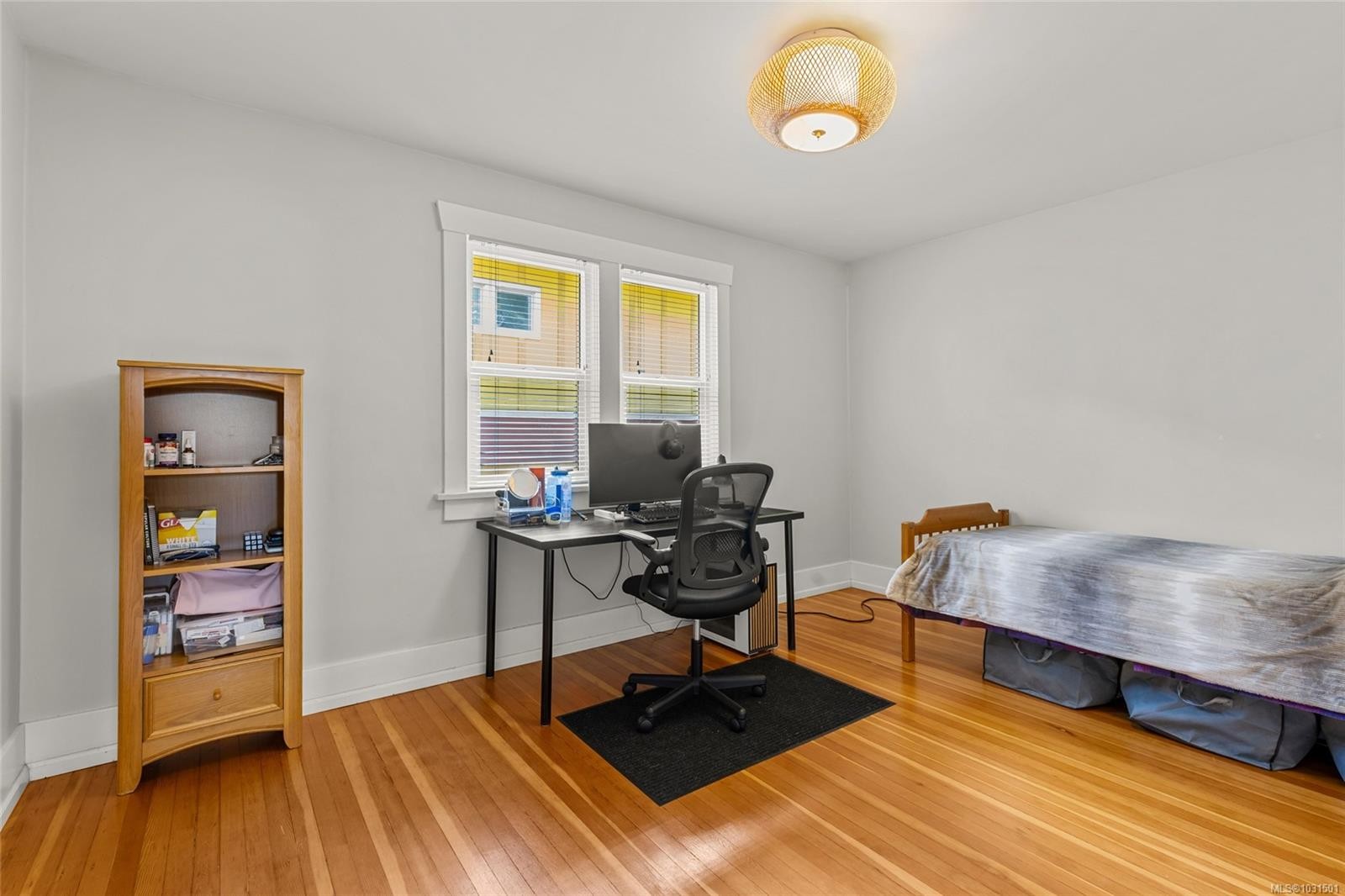 721 Snowdrop Ave, Saanich, BC