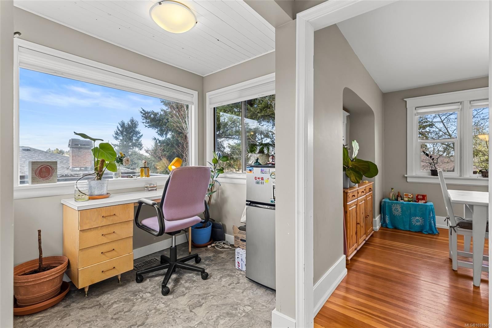 721 Snowdrop Ave, Saanich, BC