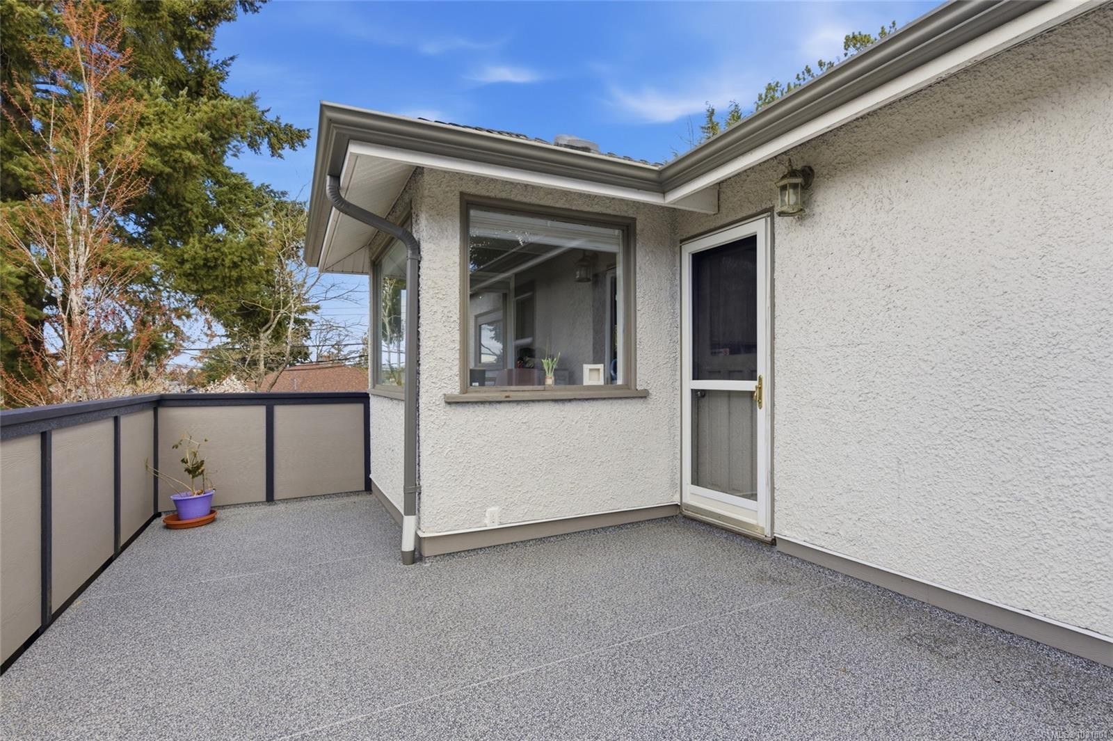 721 Snowdrop Ave, Saanich, BC