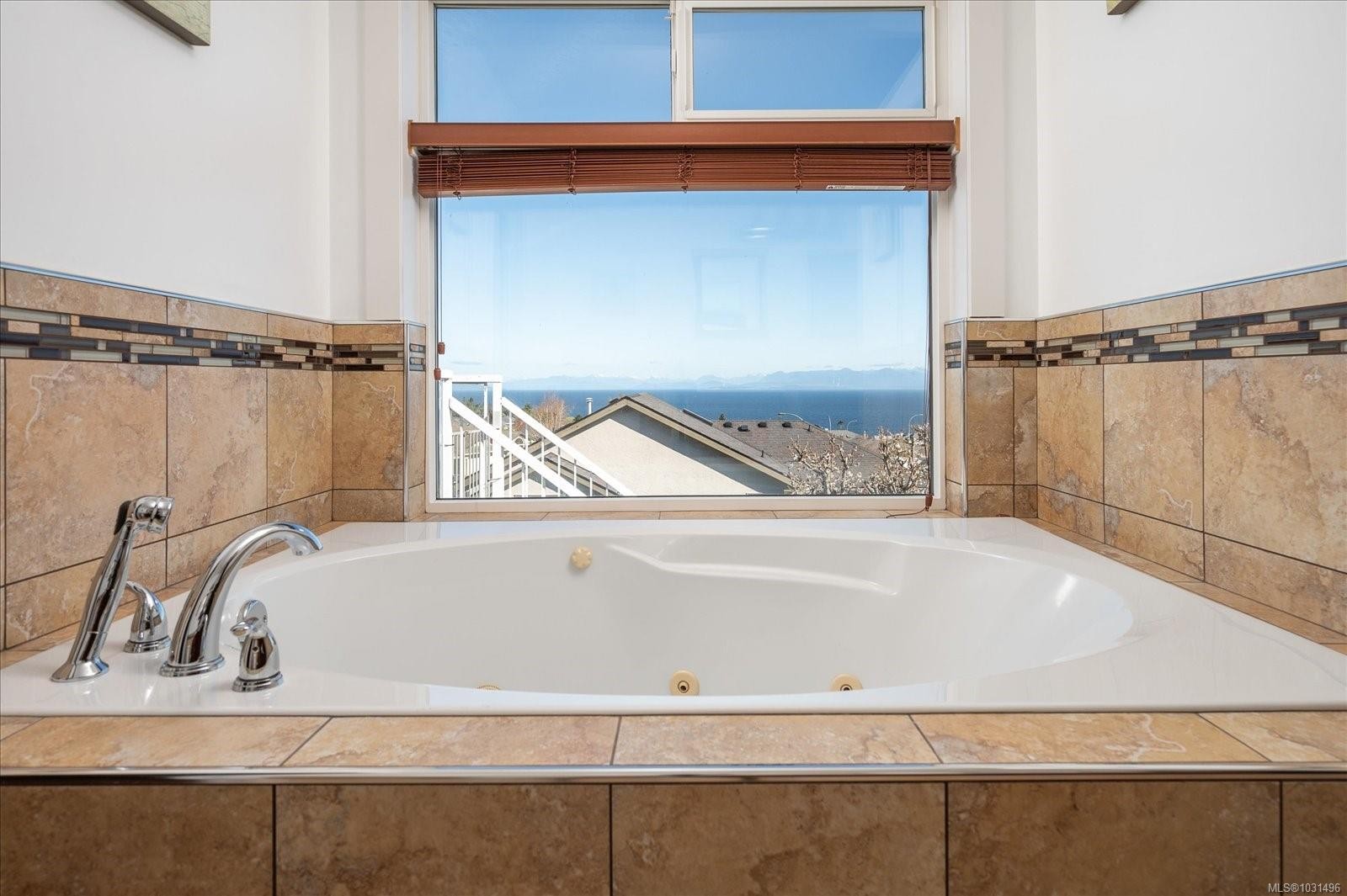 6160 Dover Rd, Nanaimo, BC