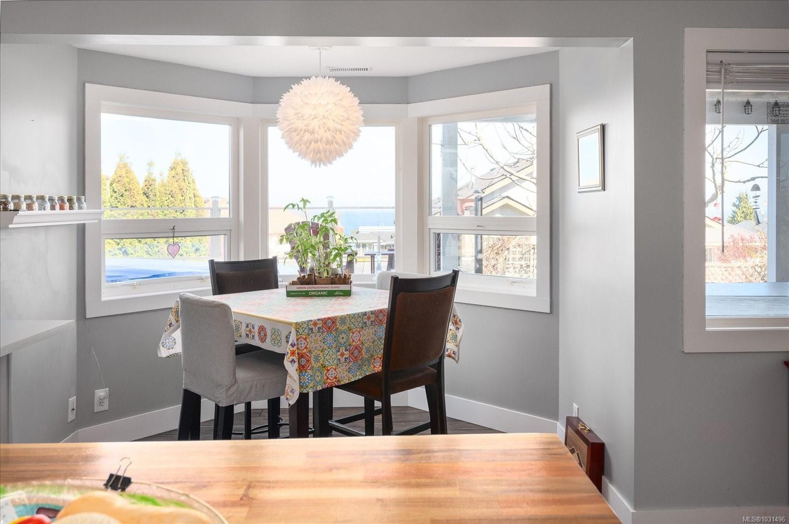 6160 Dover Rd, Nanaimo, BC