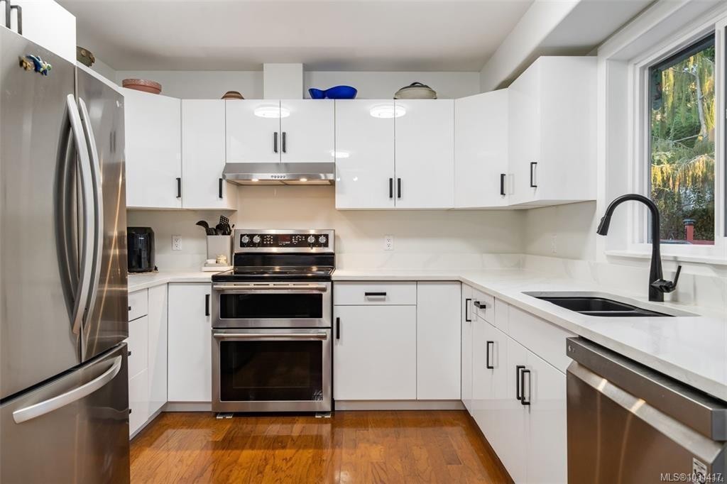 6092 Chippewa Rd, Duncan, BC