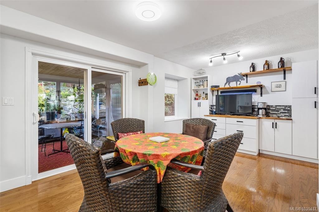 6092 Chippewa Rd, Duncan, BC