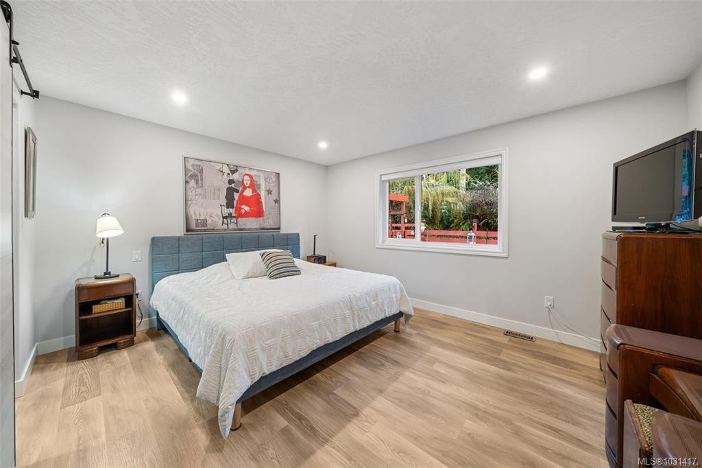 6092 Chippewa Rd, Duncan, BC