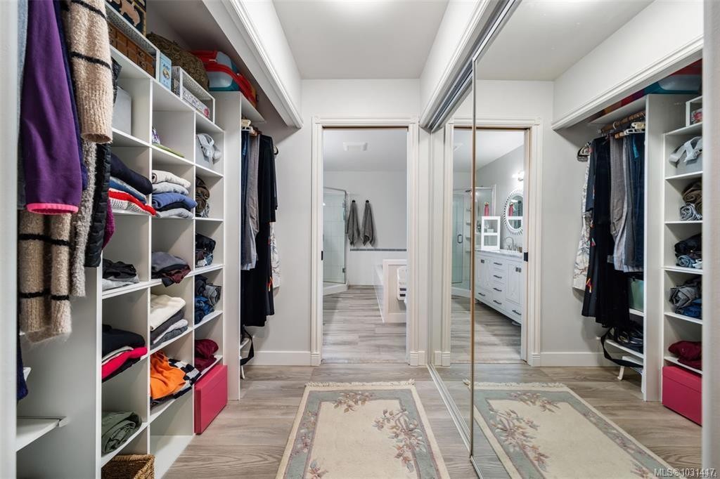 6092 Chippewa Rd, Duncan, BC