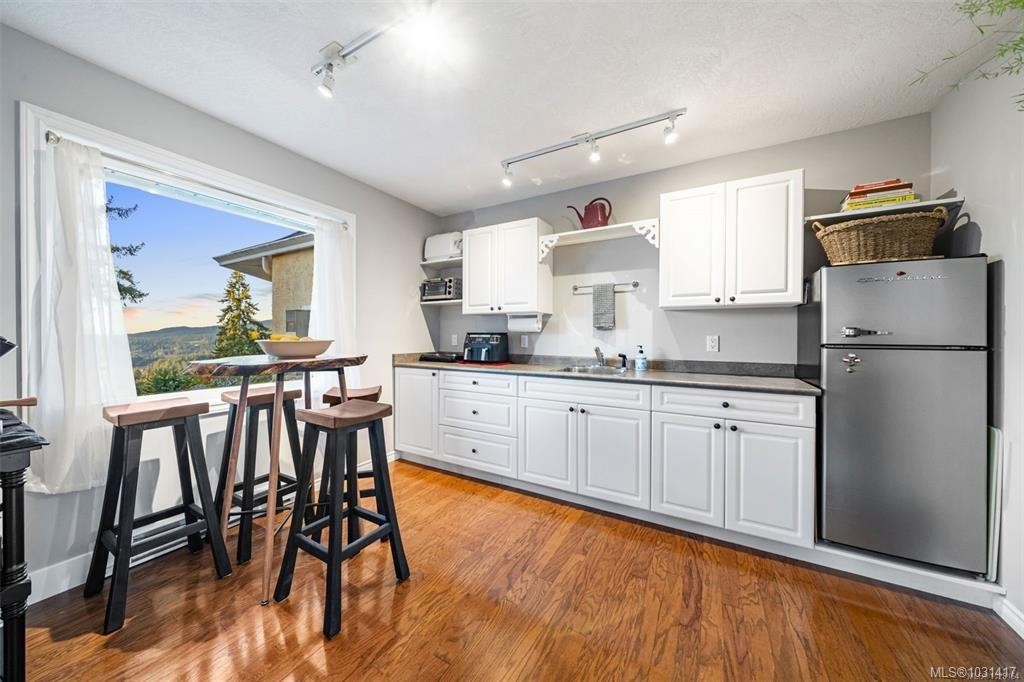 6092 Chippewa Rd, Duncan, BC