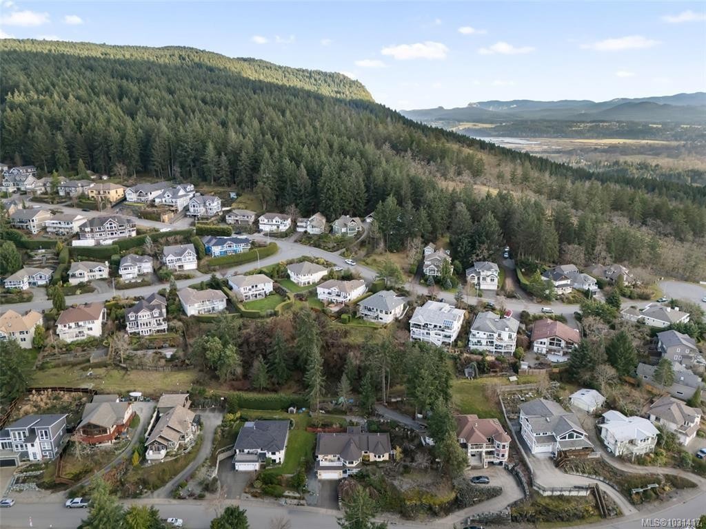 6092 Chippewa Rd, Duncan, BC