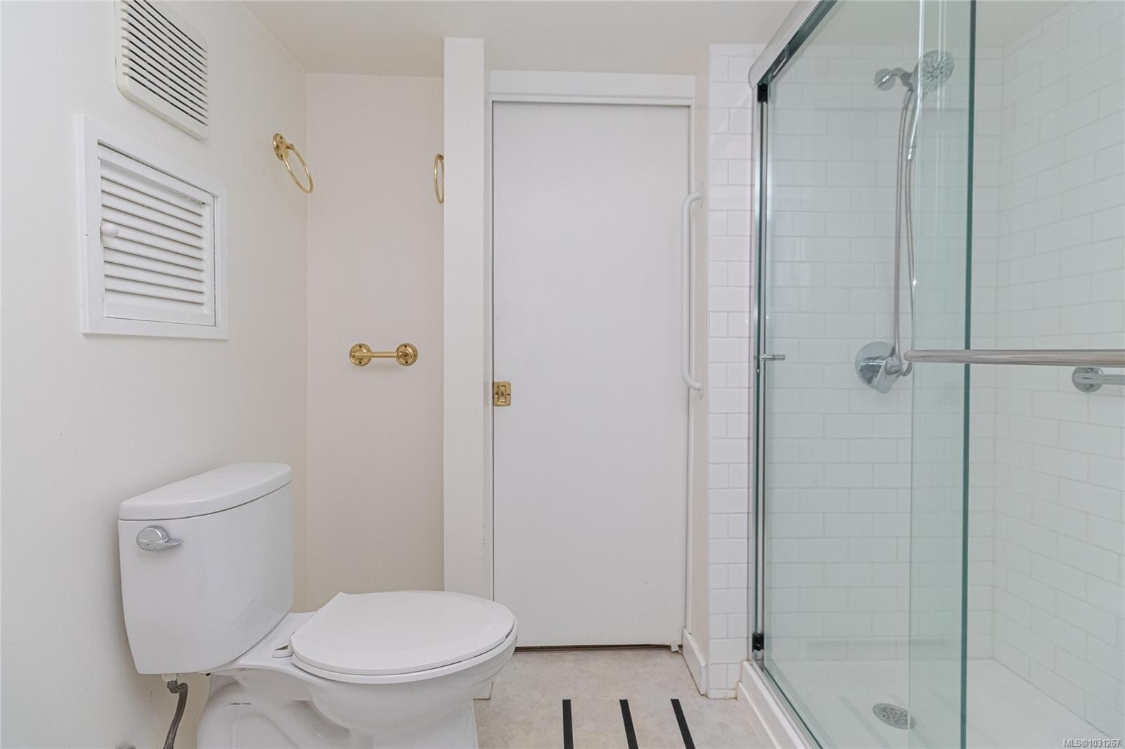 3777 Craigmillar Ave, Saanich, BC