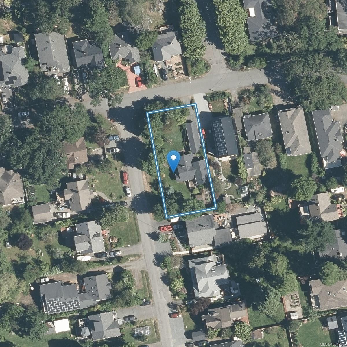 3777 Craigmillar Ave, Saanich, BC