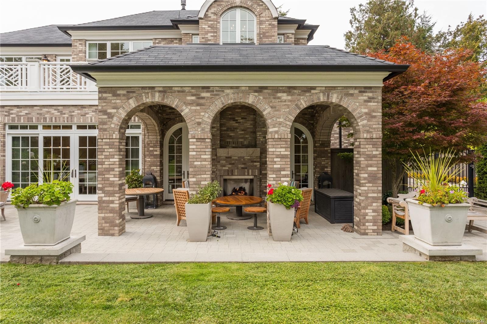 3085 Southdowne Rd, Oak Bay, BC
