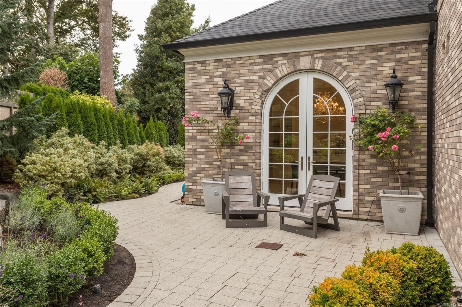 3085 Southdowne Rd, Oak Bay, BC