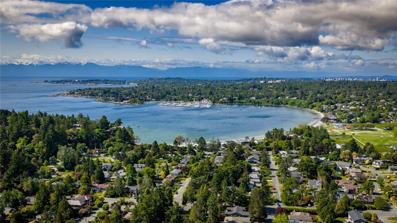3085 Southdowne Rd, Oak Bay, BC