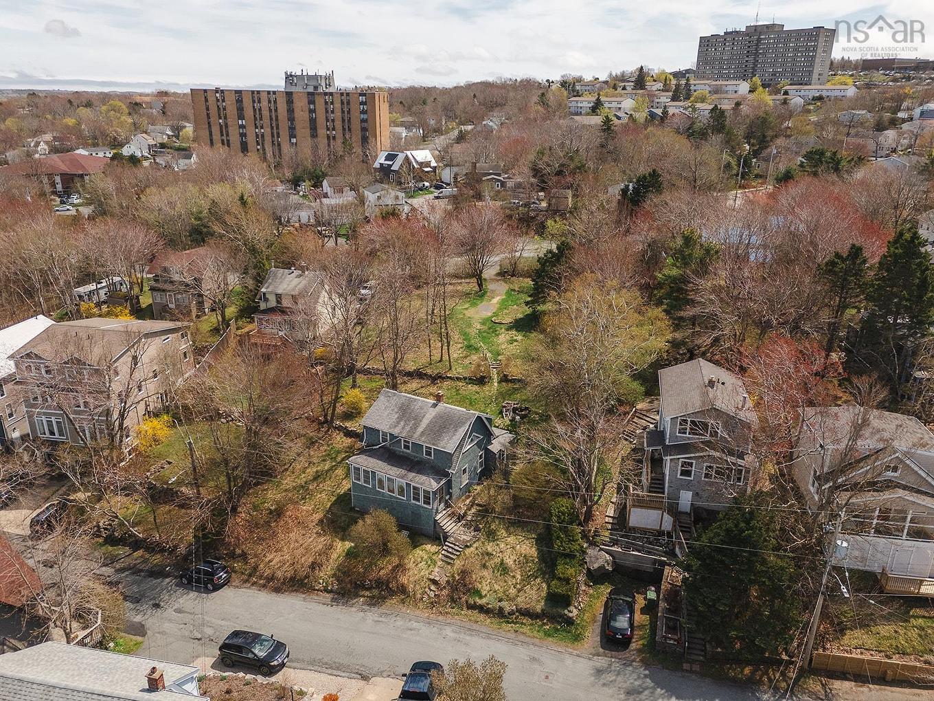 10 Idlewylde Road, Halifax, NS