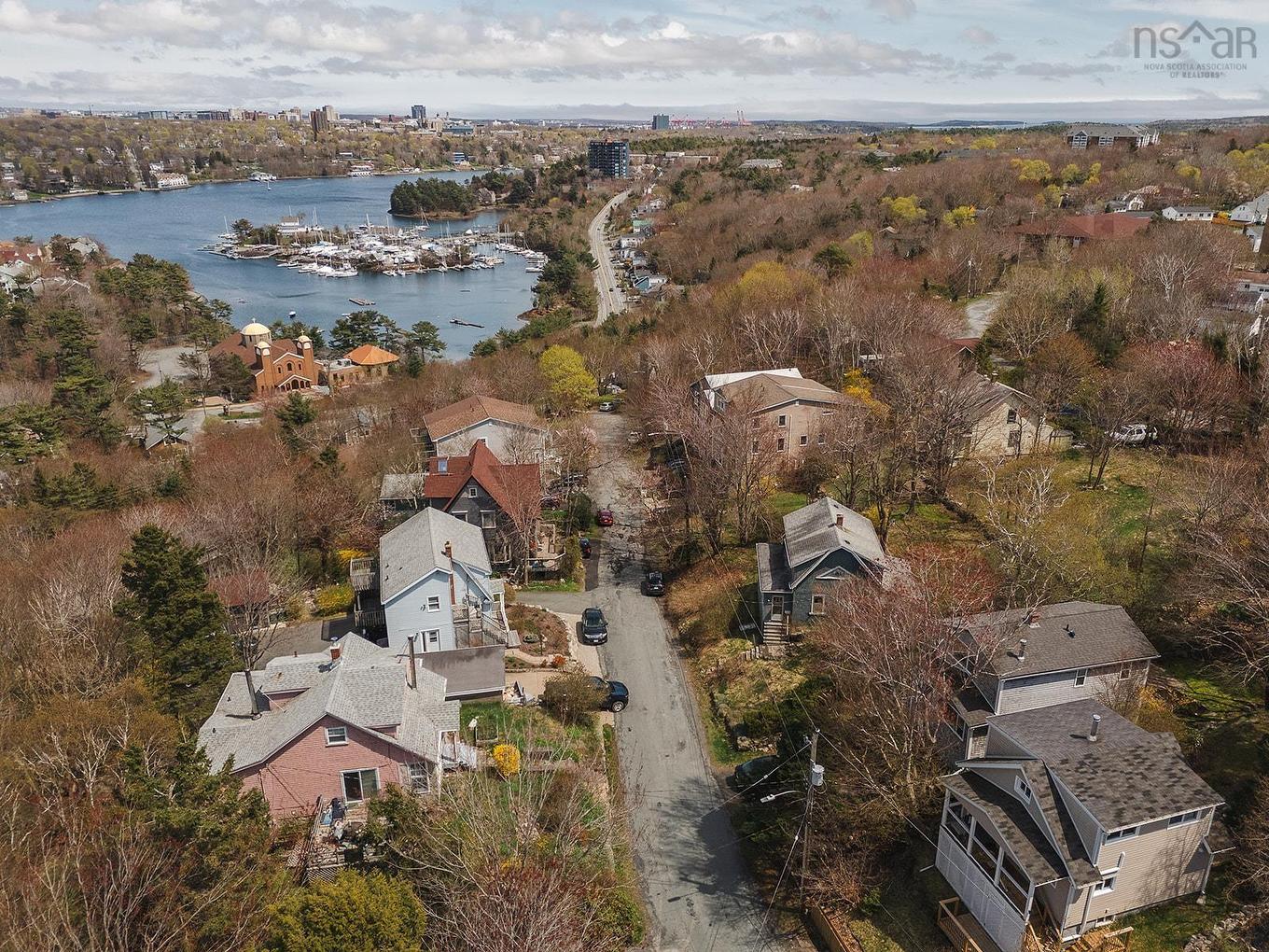 10 Idlewylde Road, Halifax, NS