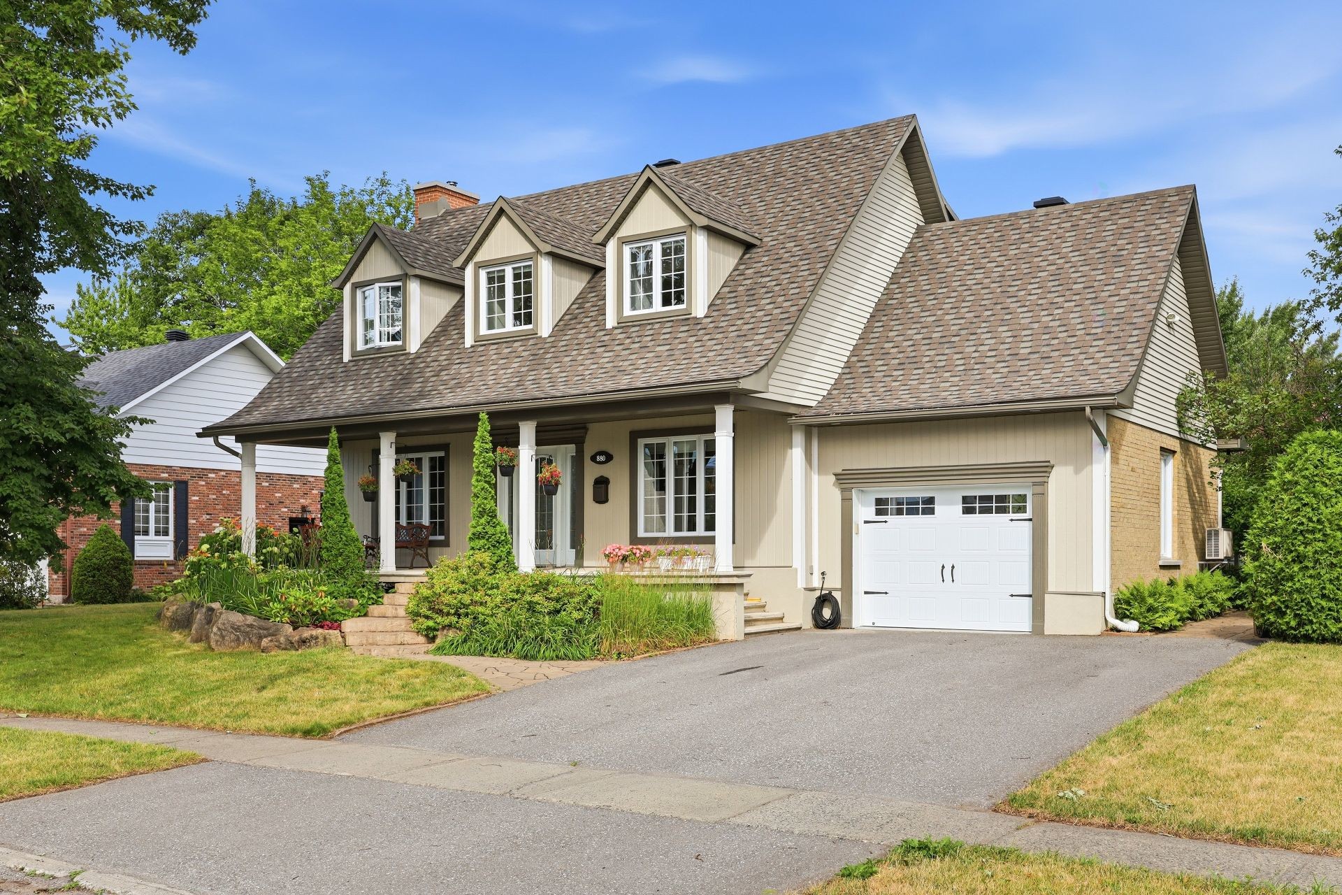 Façade - 880 Rue Gagnon, Saint-Hyacinthe, QC - Outdoor With Facade