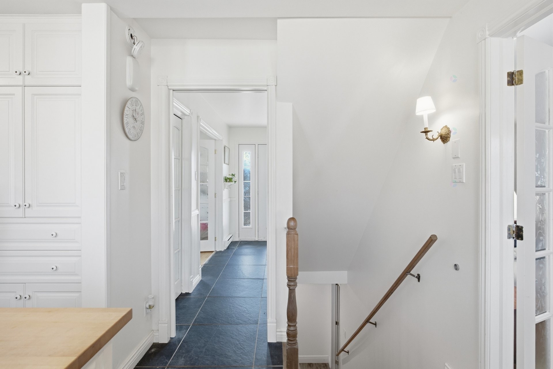 Hall d'entrée/Vestibule - 880 Rue Gagnon, Saint-Hyacinthe, QC - Indoor Photo Showing Other Room