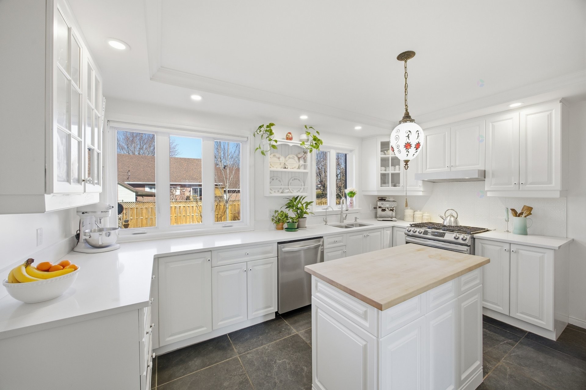 Cuisine - 880 Rue Gagnon, Saint-Hyacinthe, QC - Indoor Photo Showing Kitchen