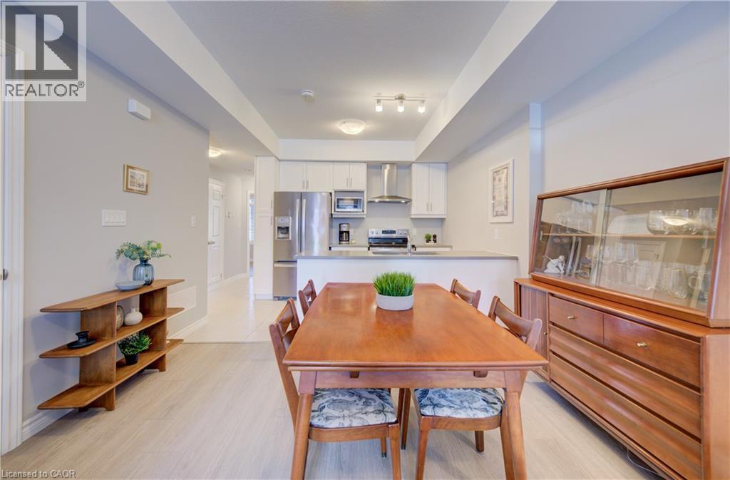 156 Wheat Lane, Kitchener, ON - Indoor Photo Showing Dining Room