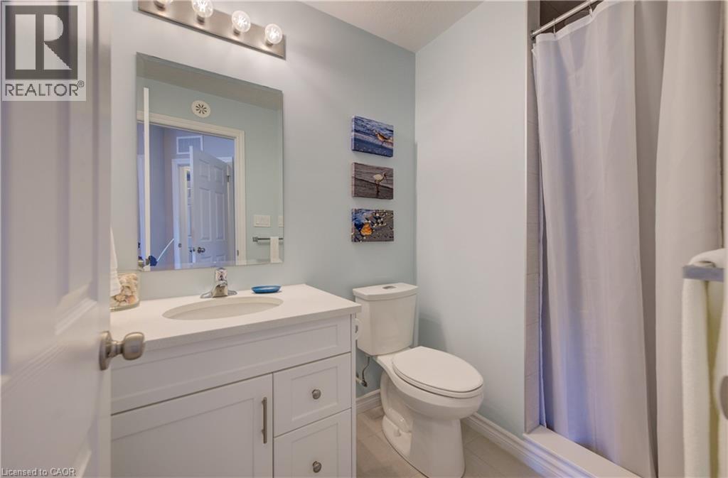 156 Wheat Lane, Kitchener, ON - Indoor Photo Showing Bathroom
