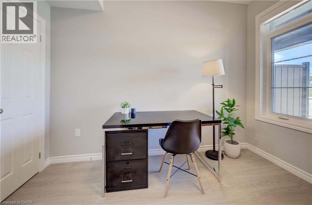 156 Wheat Lane, Kitchener, ON - Indoor Photo Showing Other Room