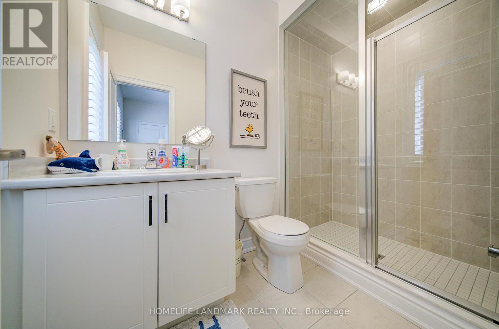 1369 Yellow Rose Circle, Oakville, ON - Indoor Photo Showing Bathroom