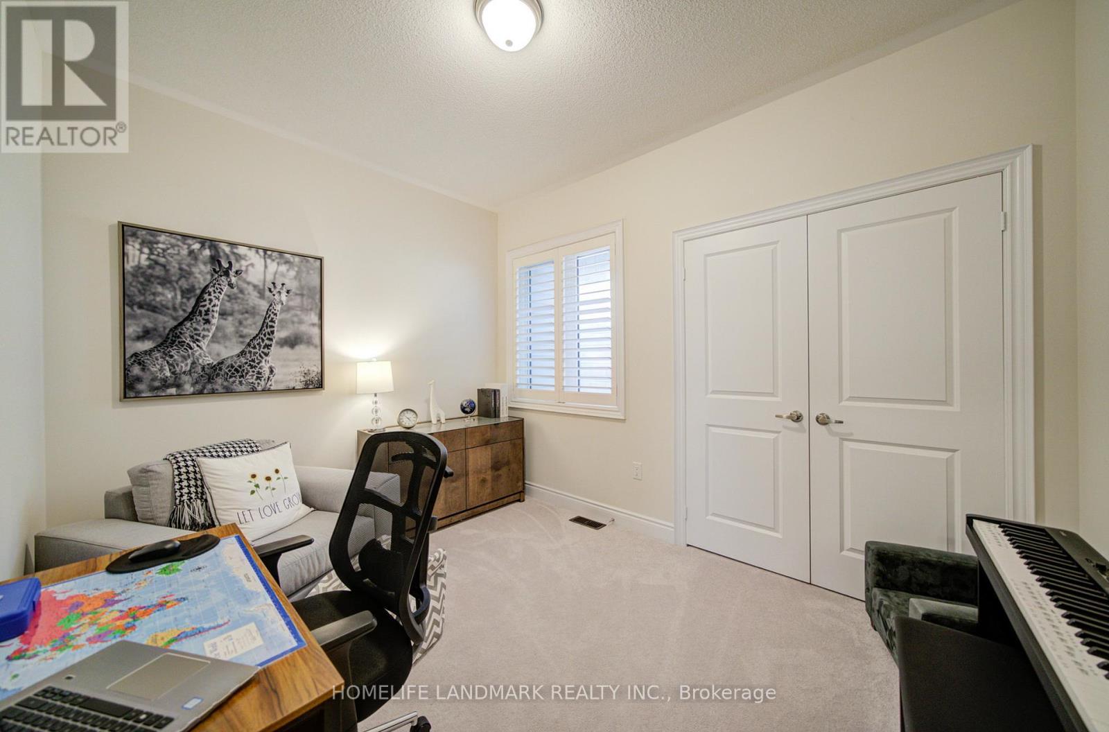 1369 Yellow Rose Circle, Oakville, ON - Indoor