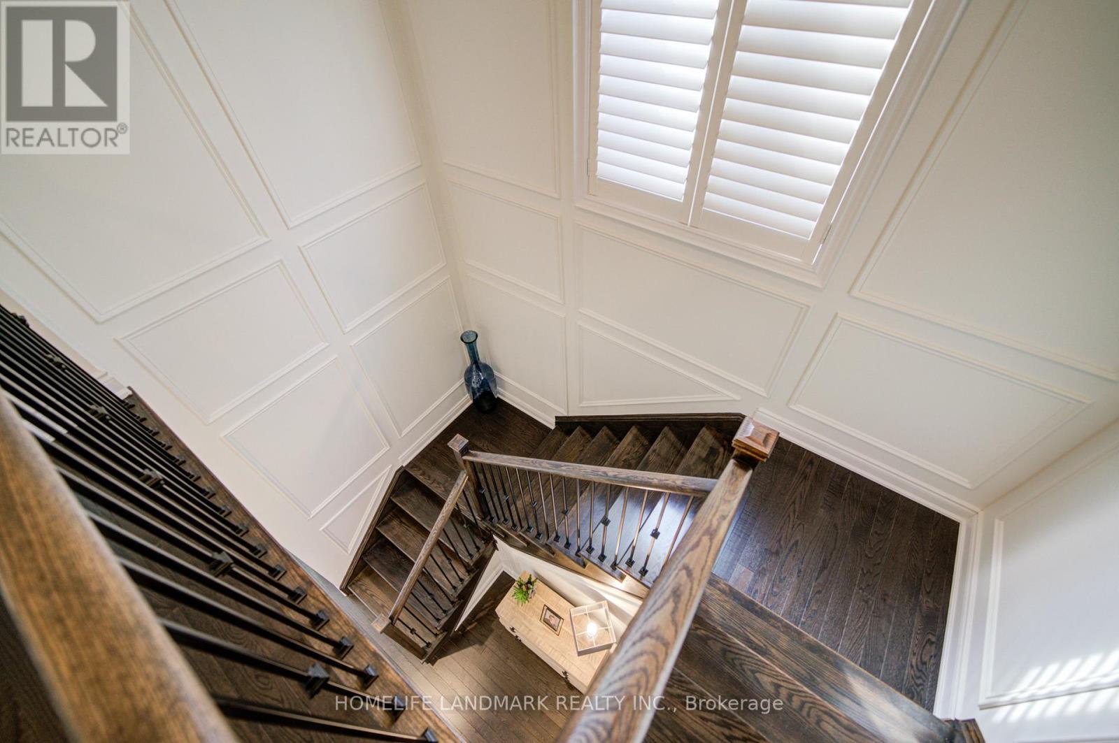 1369 Yellow Rose Circle, Oakville, ON - Indoor Photo Showing Other Room