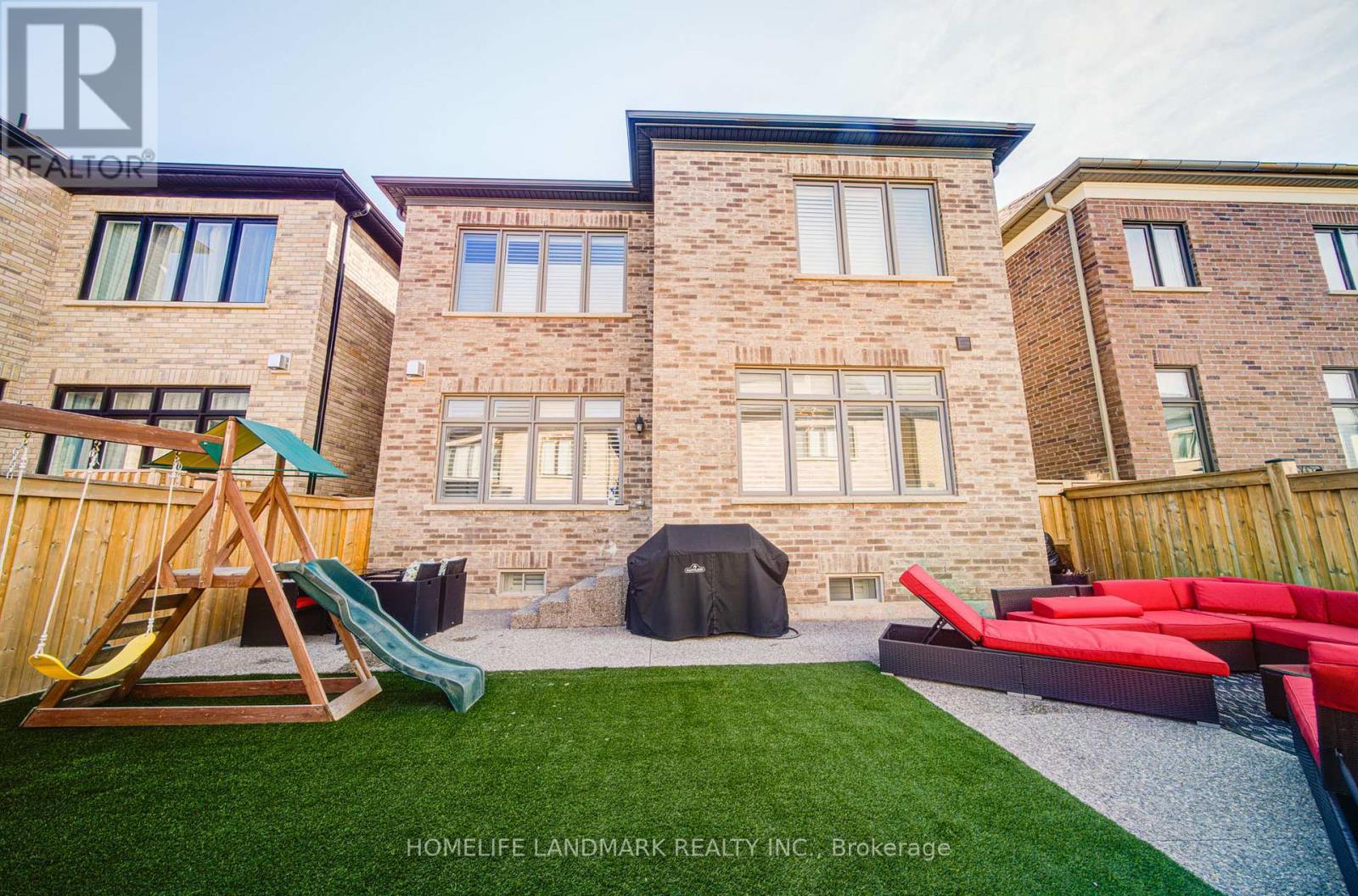 1369 Yellow Rose Circle, Oakville, ON - Outdoor With Exterior