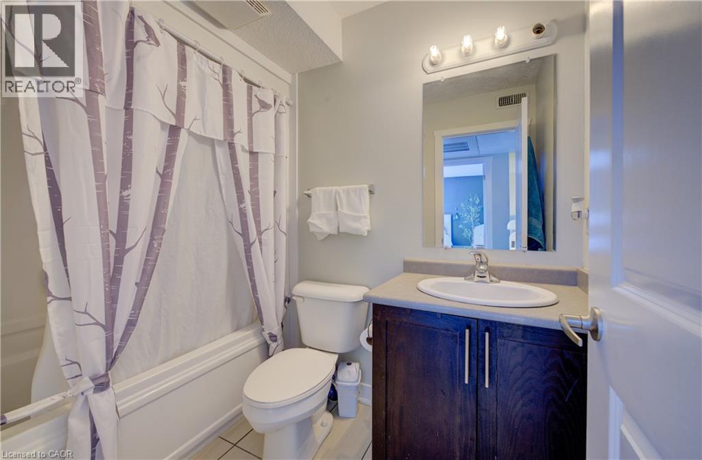 185 Windale Crescent Unit# 6A, Kitchener, ON - Indoor Photo Showing Bathroom