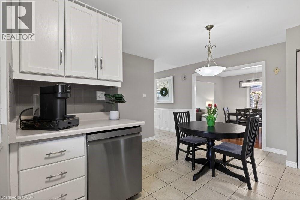 39 Trenholme Crescent, Hamilton, ON - Indoor