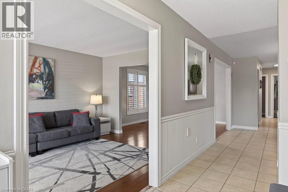 39 Trenholme Crescent, Hamilton, ON - Indoor