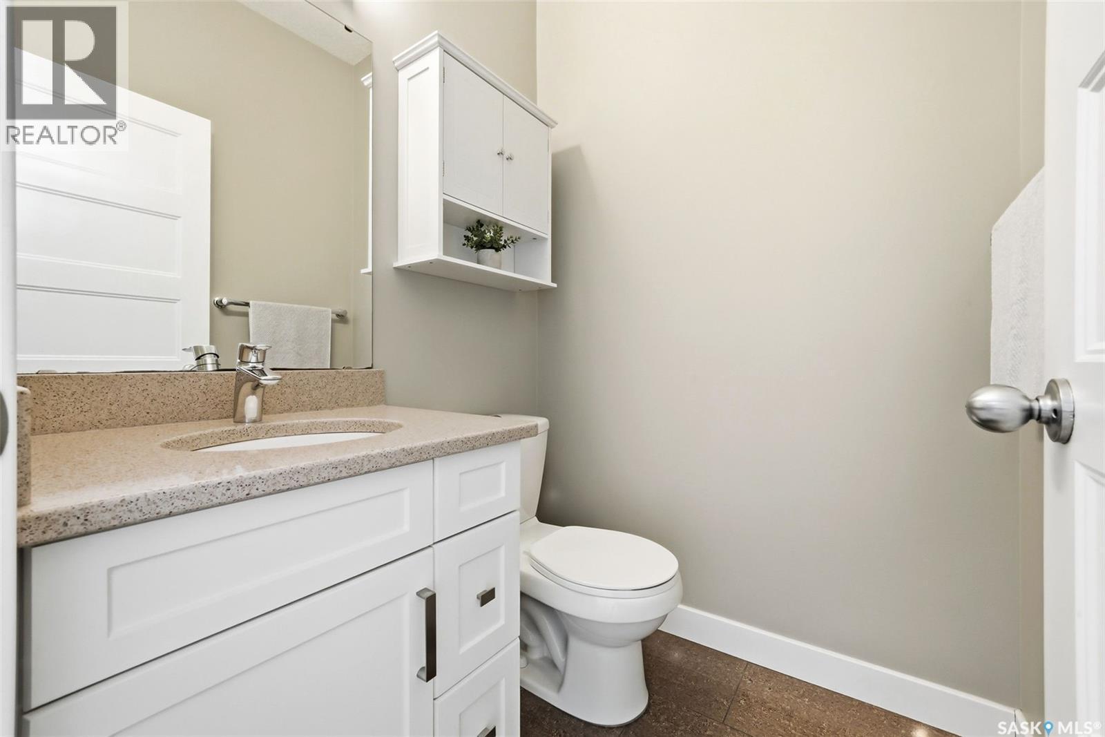 5668 Pearsall Crescent, Regina, SK - Indoor Photo Showing Bathroom