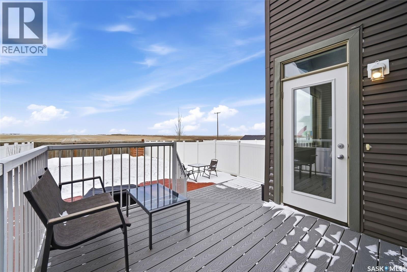 5668 Pearsall Crescent, Regina, SK - Outdoor With Deck Patio Veranda With Exterior