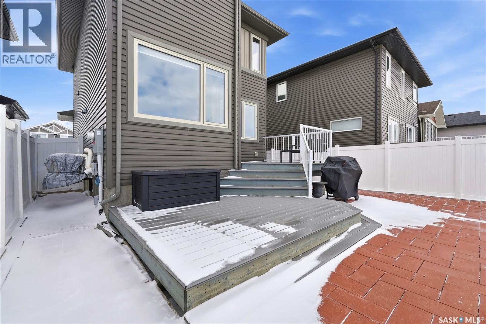 5668 Pearsall Crescent, Regina, SK - Outdoor With Deck Patio Veranda With Exterior