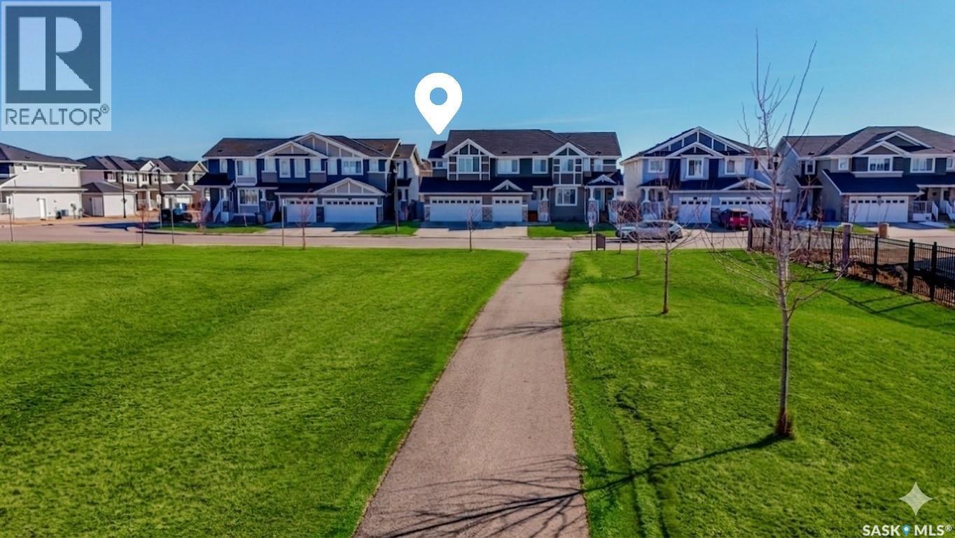 4529 E Keller Avenue, Regina, SK - Outdoor With Deck Patio Veranda