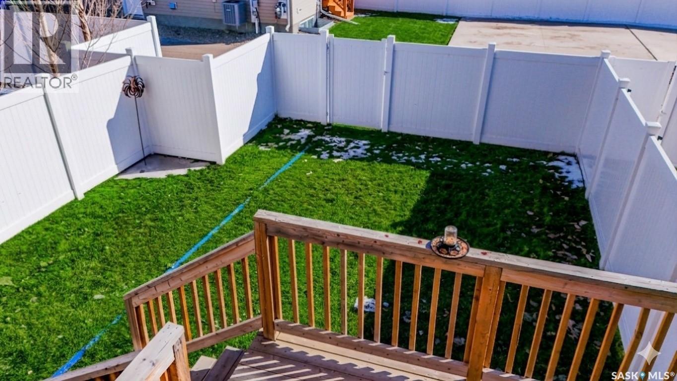 4529 E Keller Avenue, Regina, SK - Outdoor With Deck Patio Veranda